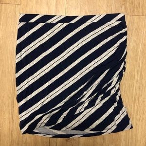 Victoria’s Secret Cinched Blue & Grey skirt Sz S